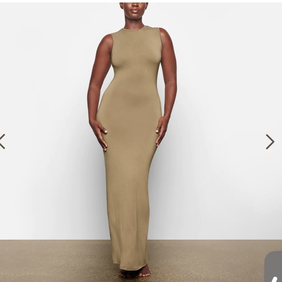 SKIMS Dresses & Skirts - 🔥SKIMS SMOOTH LOUNGE CREW NECK SLEEVELESS DRESS IN KHAKI L